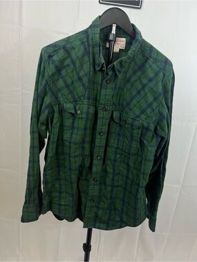 CC Filson Garment Seattle Washington 100% Cotton Plaid Button Down Shirt Size L